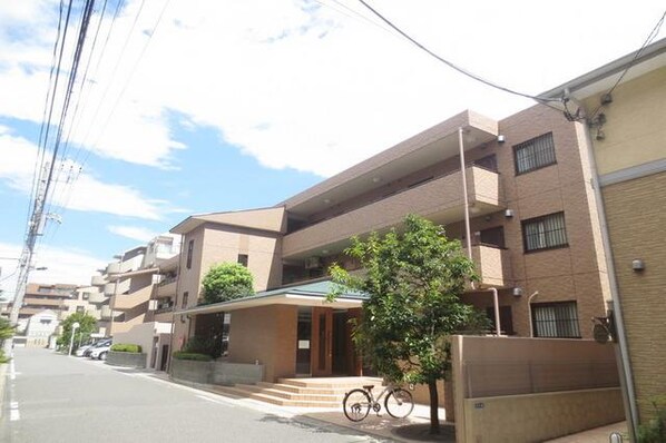 グレース・スクエアの物件外観写真